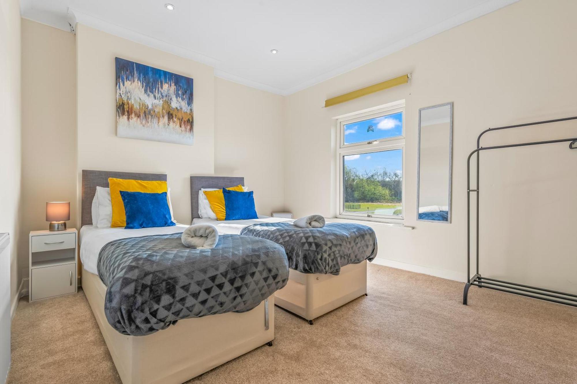 Miriam'S House Villa St Helens  ภายนอก รูปภาพ